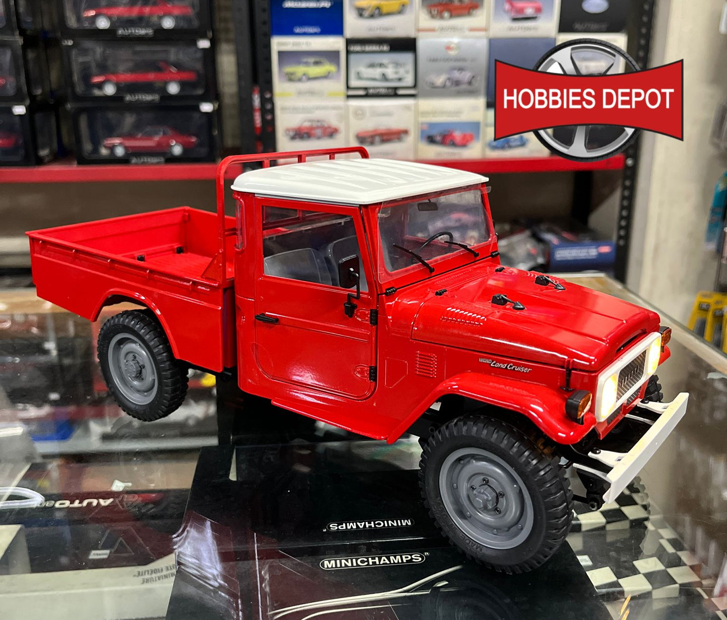 Toyota FJ45 Rojo 1/12