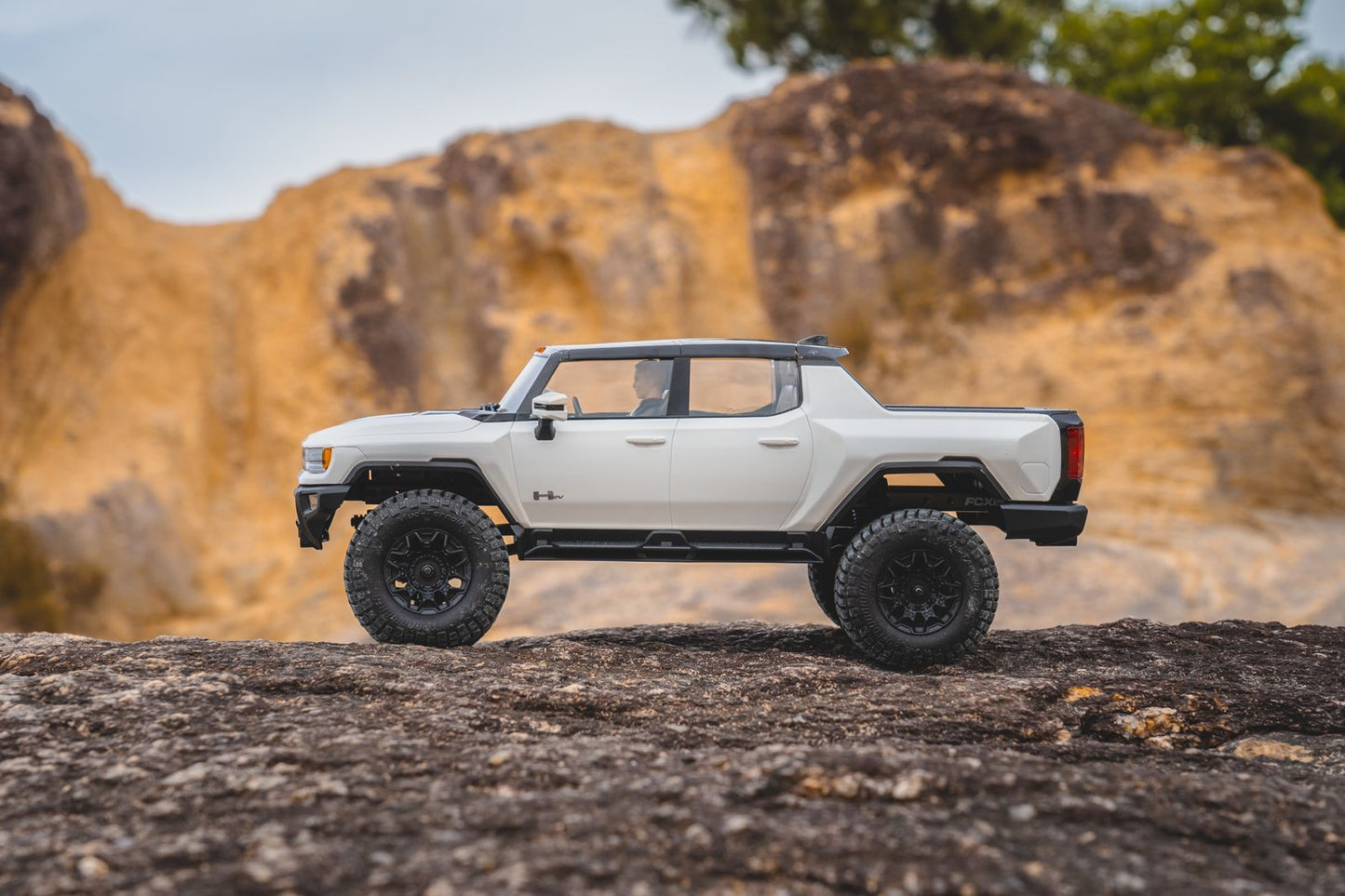 Hummer EV Blanco 1/18