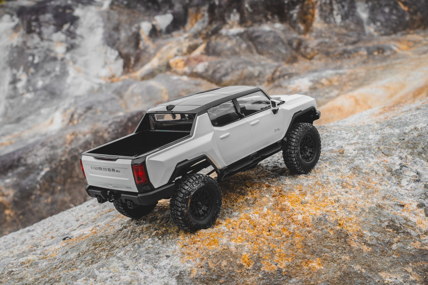 Hummer EV Blanco 1/18