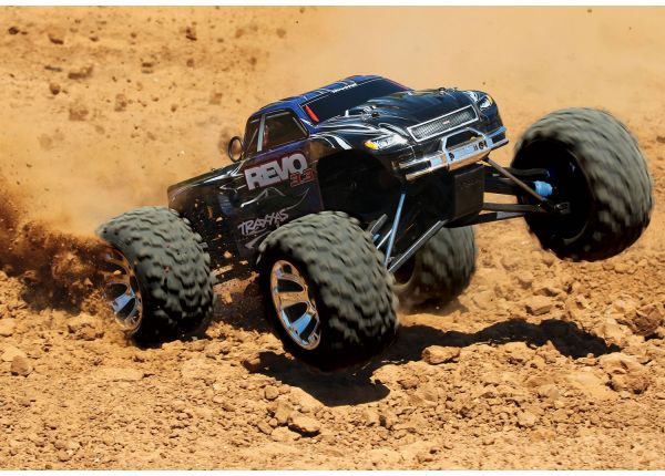 Traxxas Revo 3.3