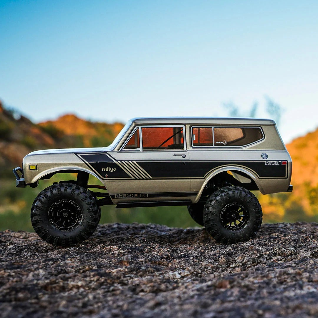Redcat Ascent 18 International Scout brushless 1/18
