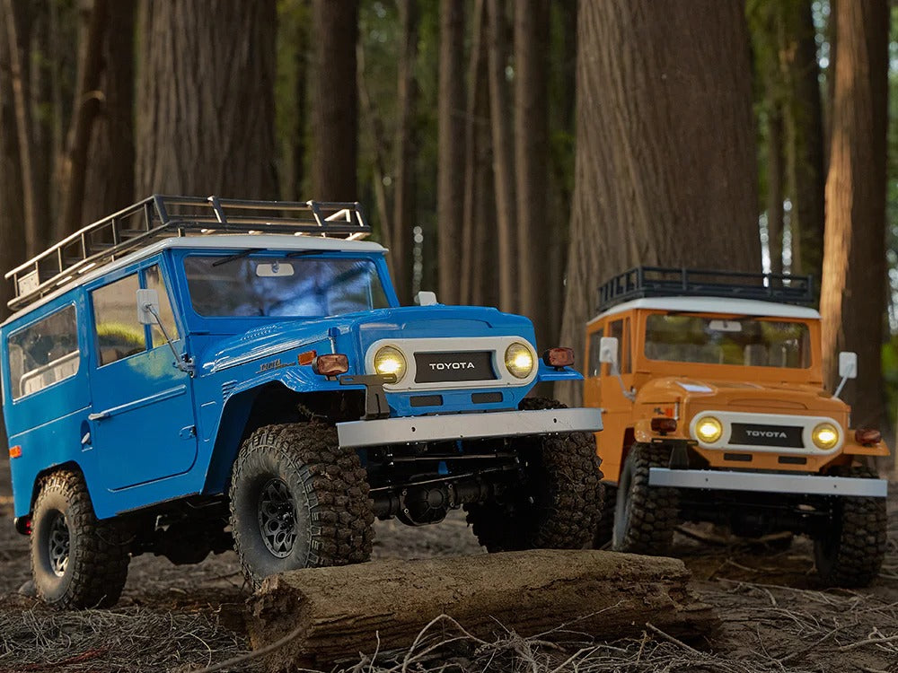 Toyota FJ40 1/10 Azul